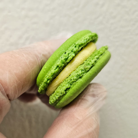 Caramel Apple Macaron